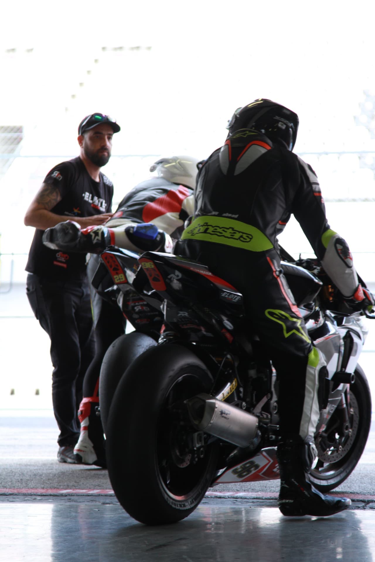 Yamaha R1 #29